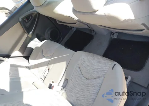 2011 Toyota Rav4 z USA, uszkodzony, nr VIN 2T3BF4DV0BW088941